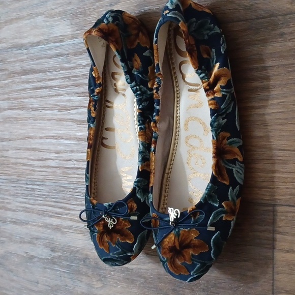 Sam Edelman Blue velvet floral ballerina  flats/size 8.5 - Picture 2 of 5